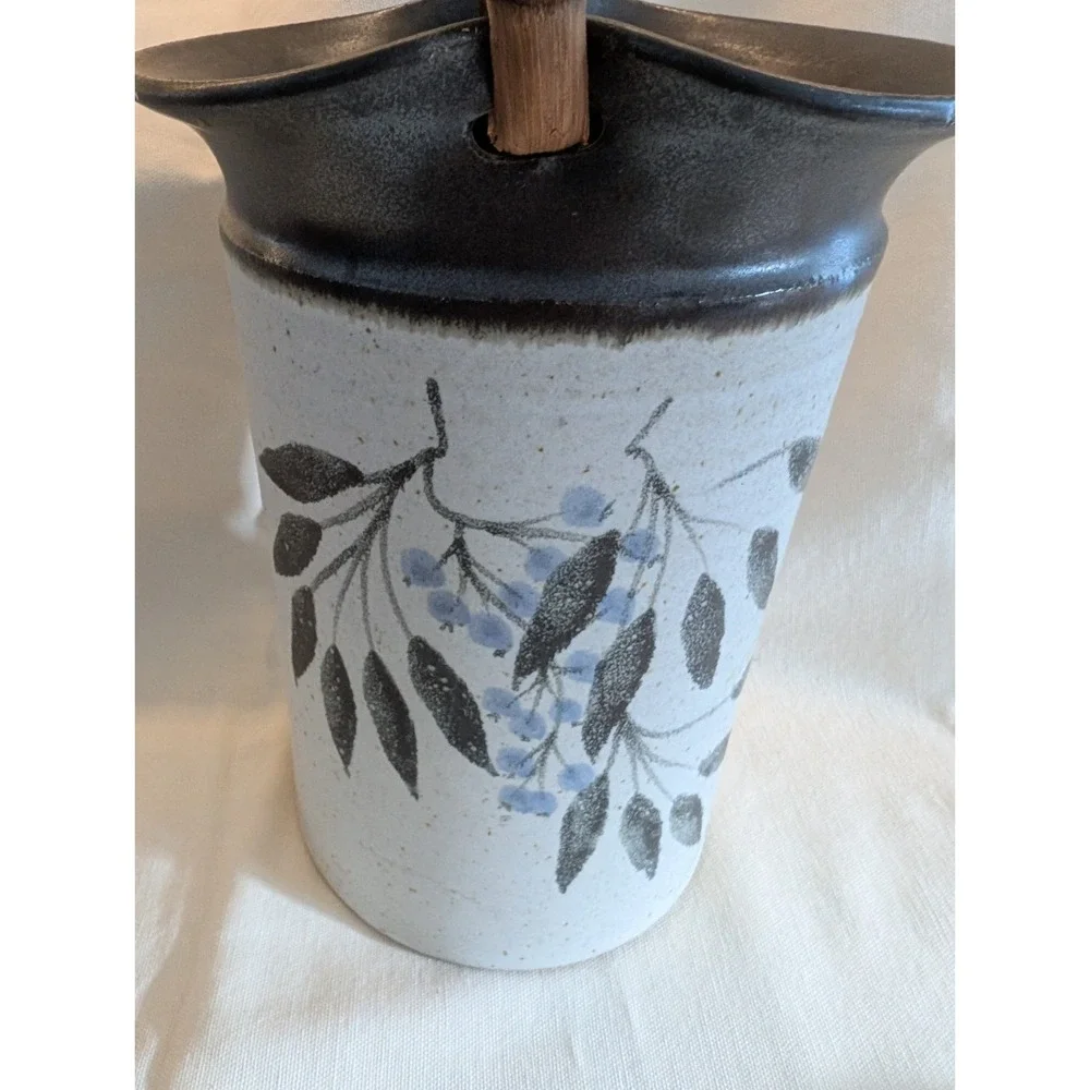 Pottery Wine Bottle‎ Cooler Vase Stoneware Basket w/ Rattan Handle Stamped